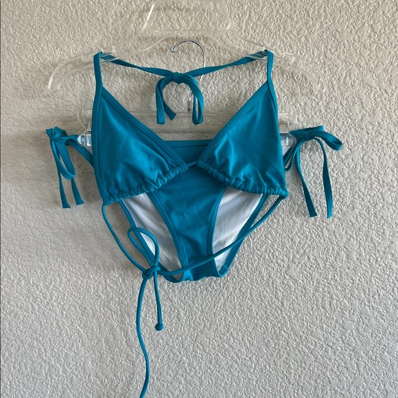 Victoria’s Secret Teal Triangle String Bikini - Picture 2 of 12